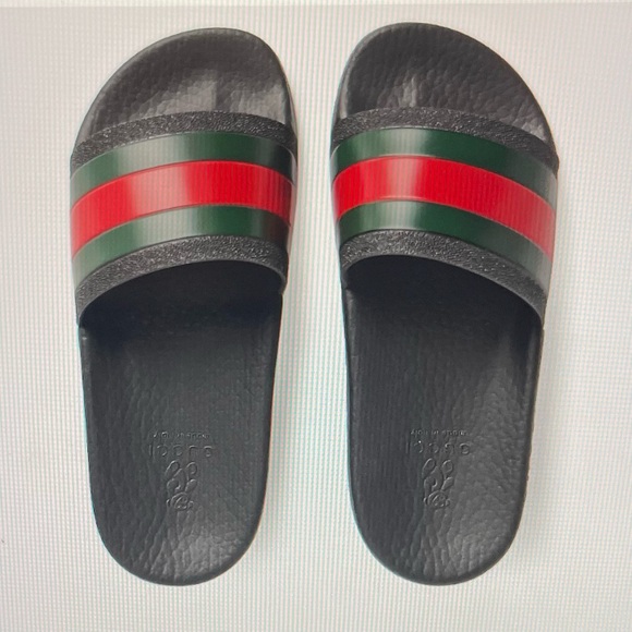New authentic kids Gucci rubber slides - Picture 9 of 12